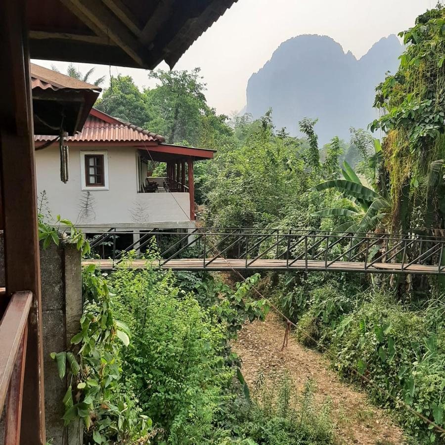 Maylyn Guesthouse Vang Vieng Exterior photo